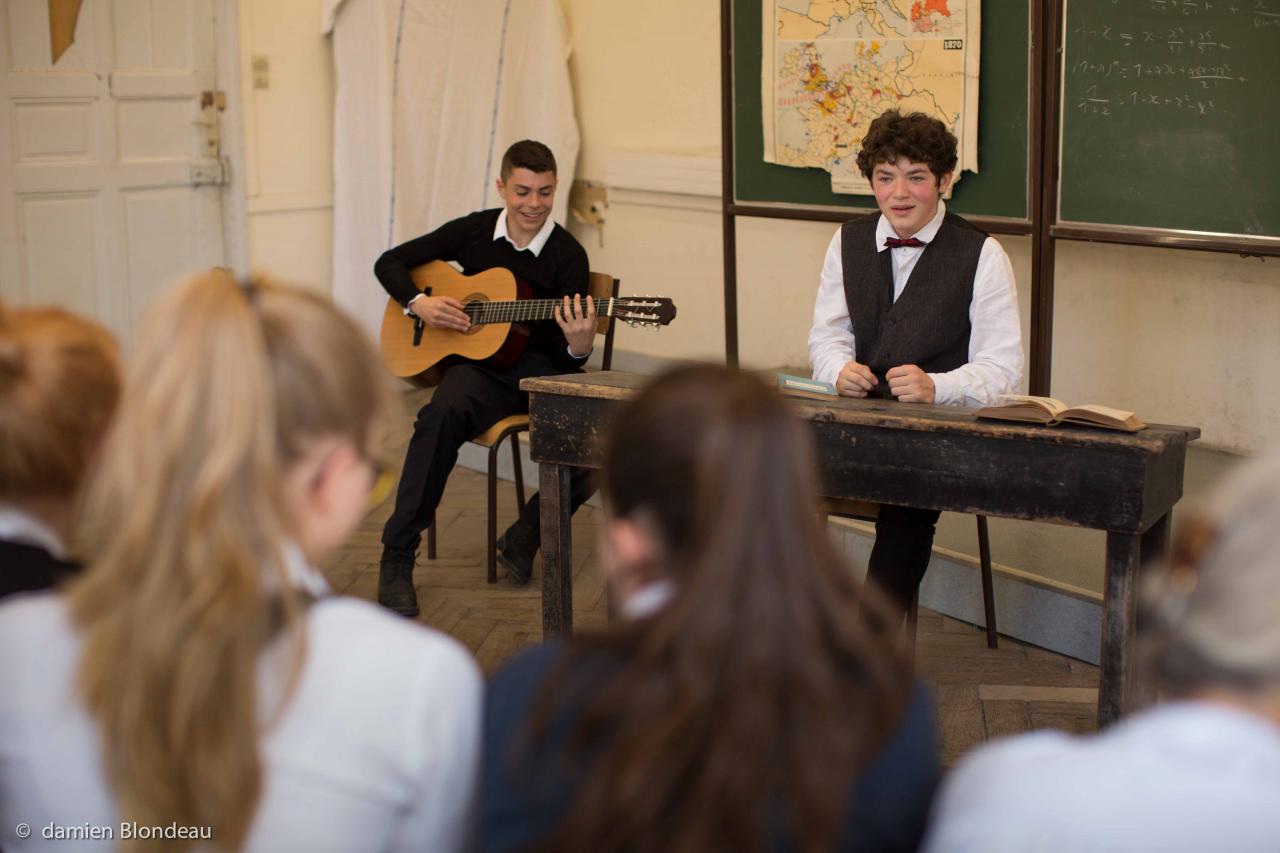 Spectacle itinérant - Classe de Paul Arène