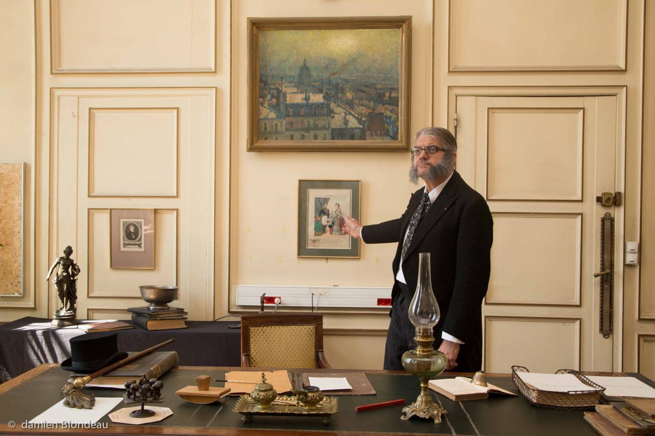 Spectacle itinérant - Dans le bureau du proviseur Julien